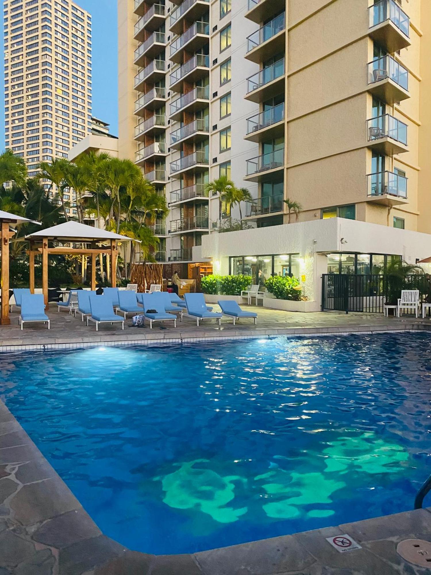 Cozy Studio With Free Parking In Waikiki Honolulu Eksteriør billede